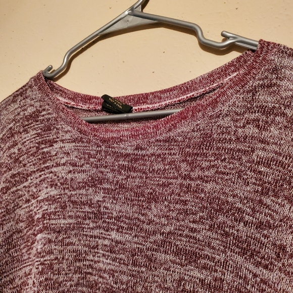 Sweater - Picture 4 of 4